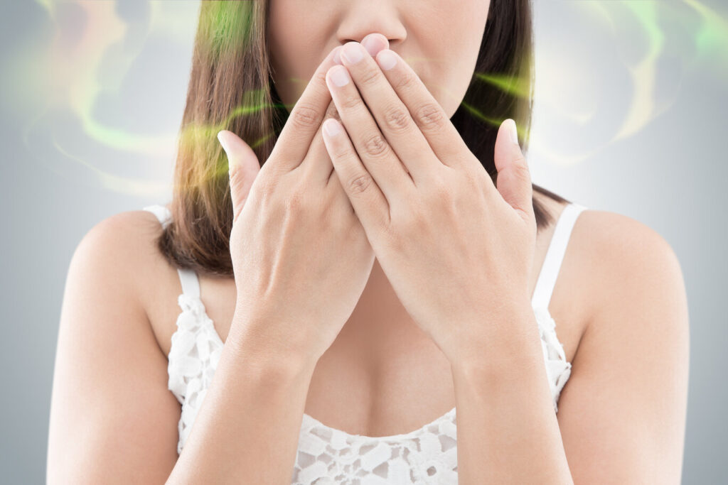 The Difference Between Temporary Bad Breath and a Dental Problem